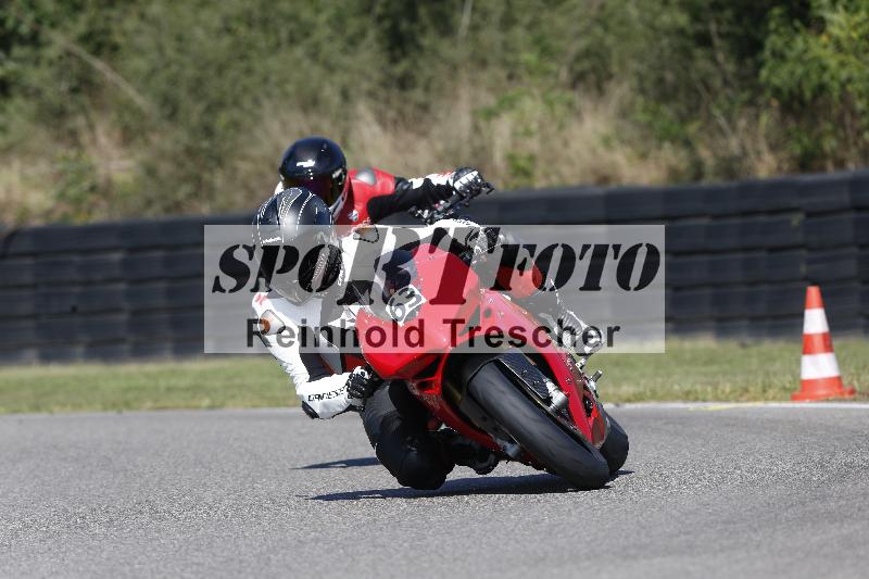 /49 26.08.2025 Cornu Master School ADR/rot-rouge/63